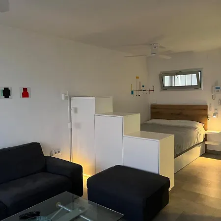 Centrico Estudio Con Vistas * トレモリノス