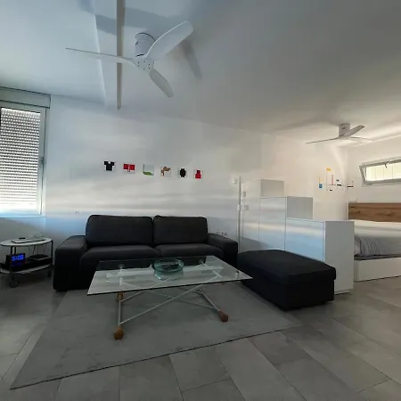 Centrico Estudio Con Vistas トレモリノス